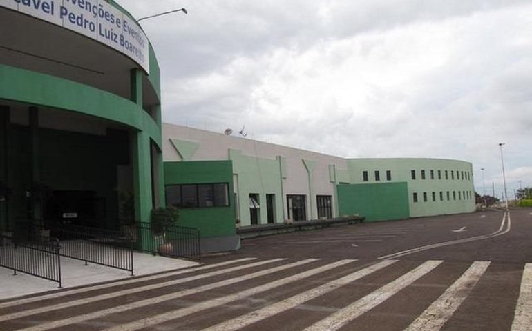 Cascavel disponibiliza centro de eventos para velório coletivo