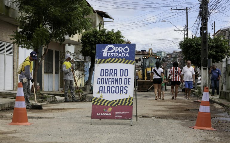 Pró-Estrada vai pavimentar mais de 20 km de vias urbanas em bairros de Maceió