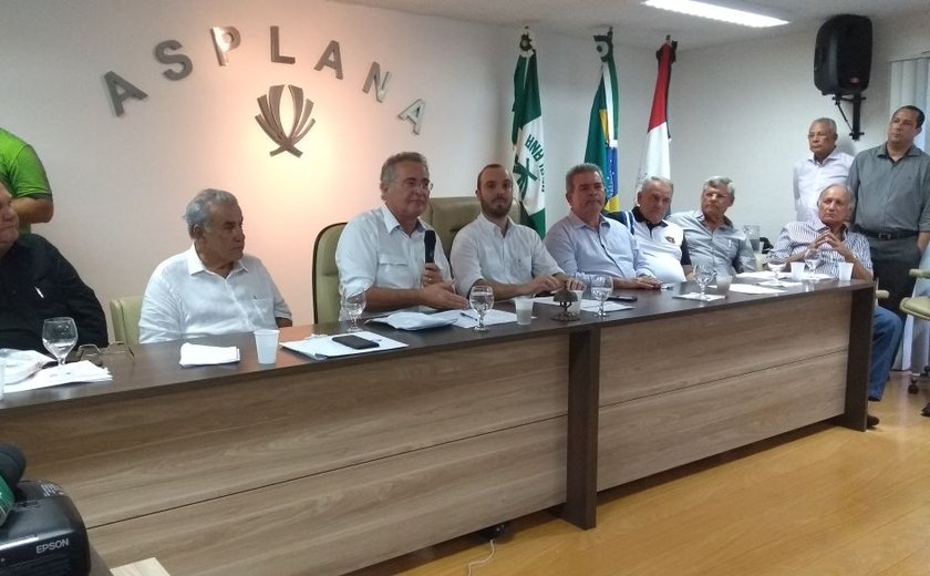 Em reunião na Asplana, Renan debate a greve crise do setor canavieiro de Alagoas
