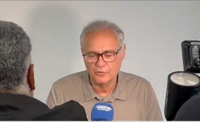 O senador Renan Calheiros durante coletiva O senador Renan Calheiros durante coletiva
