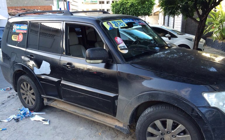 Edval Gaia retira plotagem de carro com busca e apreensão pela Justiça Potiguar