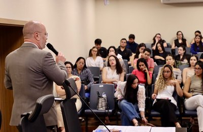 Ministério Público de Alagoas recebe visita de alunos de Direito do Cesmac