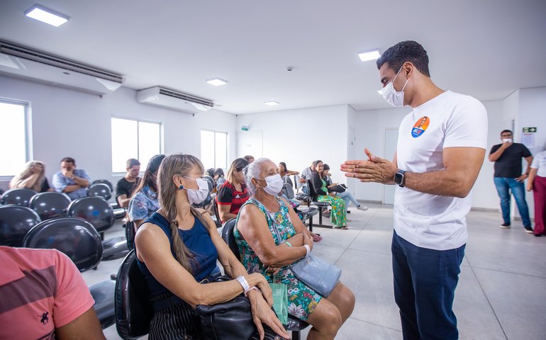 Prefeito JHC destaca investimentos na saúde durante sua gestão