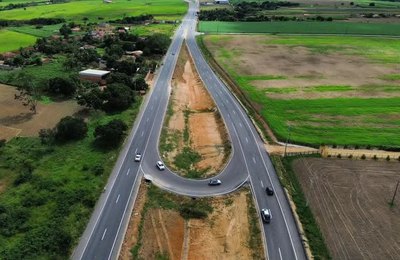 Duplicação da AL-110 fortalece Palmeira como corredor estratégico entre Sergipe e Pernambuco