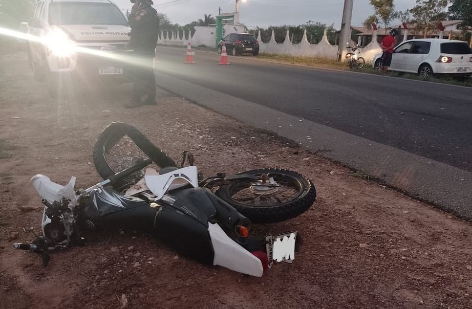 Colisão entre moto e microônibus deixa homem morto em rodovia estadual de Sergipe