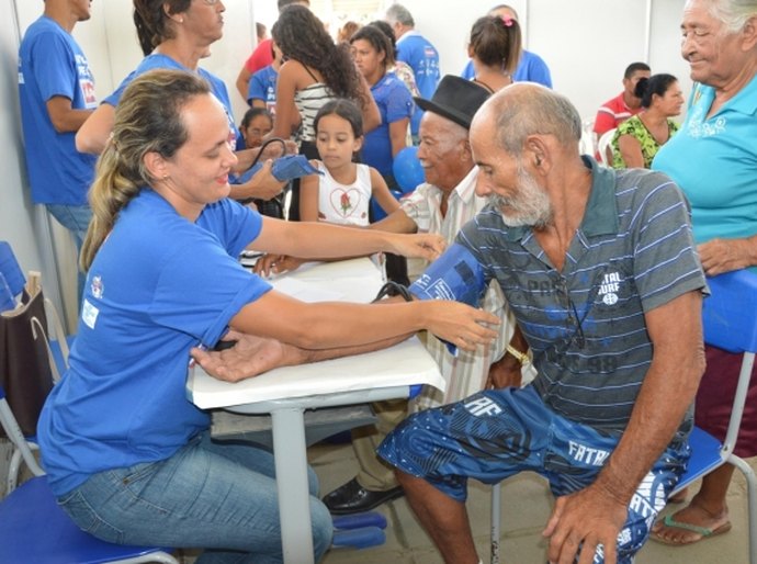 Sesau realiza mais 3,6 mil atendimentos no Governo Presente na Região Norte