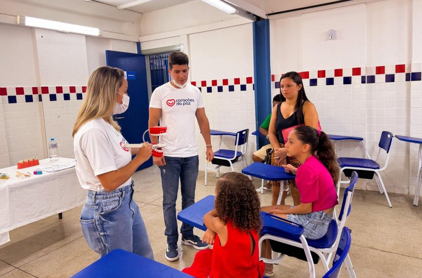 Corações da Paz nas Escolas retoma atividades com atendimentos no Vergel e Benedito Bentes