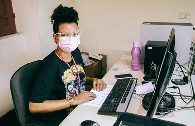 Desenvolvido pela Seplag, Programa Pontapé fortalece permanência de estudantes na universidade