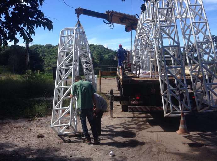 Prefeitura instala novos portais em pontos turísticos de Marechal Deodoro