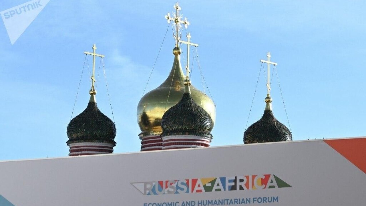 É importante desenvolver 'triálogo' entre Rússia, África e países do Golfo Pérsico, diz especialista