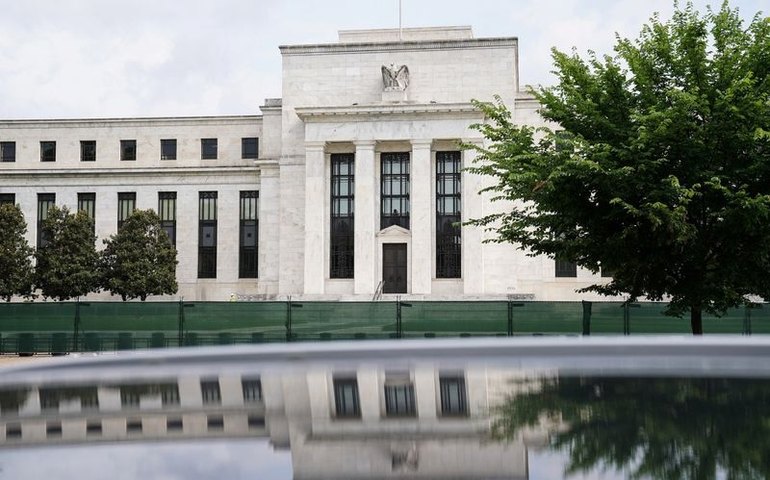 É apropriado moderar ritmo de consolidação da política para ver efeitos do aperto, aponta Fed