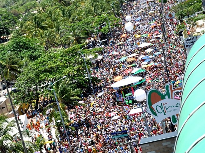 Completando maioridade, Pinto da Madrugada volta para avenida neste sábado