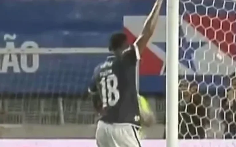 Pênalti não marcado e gol anulado em Remo x Palmeiras: entenda o que diz a regra sobre mão na bola