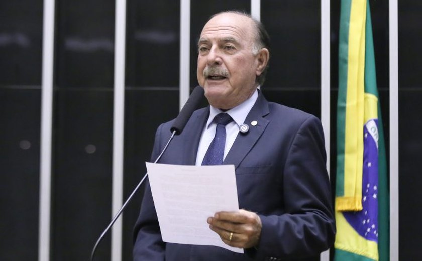 Comissão aprova criação de centros de convivência e bem-estar para pessoas idosas