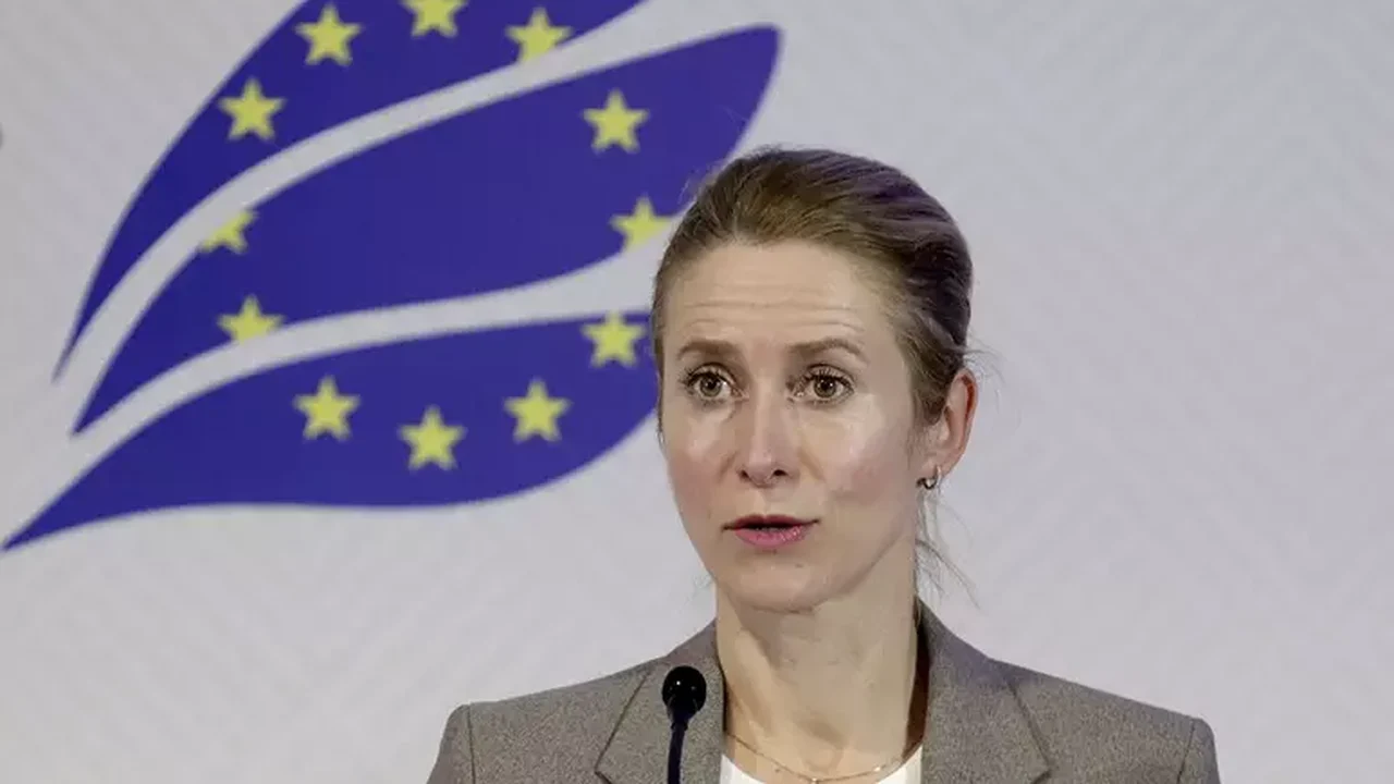 UE apresenta novo projeto para defender 'democracia'