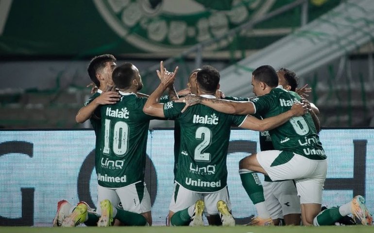 Goiás empata no último lance e segura Cruzeiro; Remo surpreende o Bahia