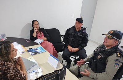 Secretária de Educação de Coruripe se reúne com comandante do 11º BPM