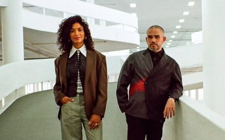 Bienal de SP anuncia Amanda Carneiro e Raphael Fonseca como curadores-chefes da 37ª edição