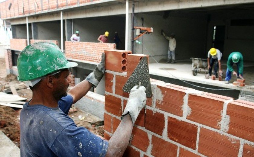 Sine Alagoas está com vagas para pessoas com deficiência física