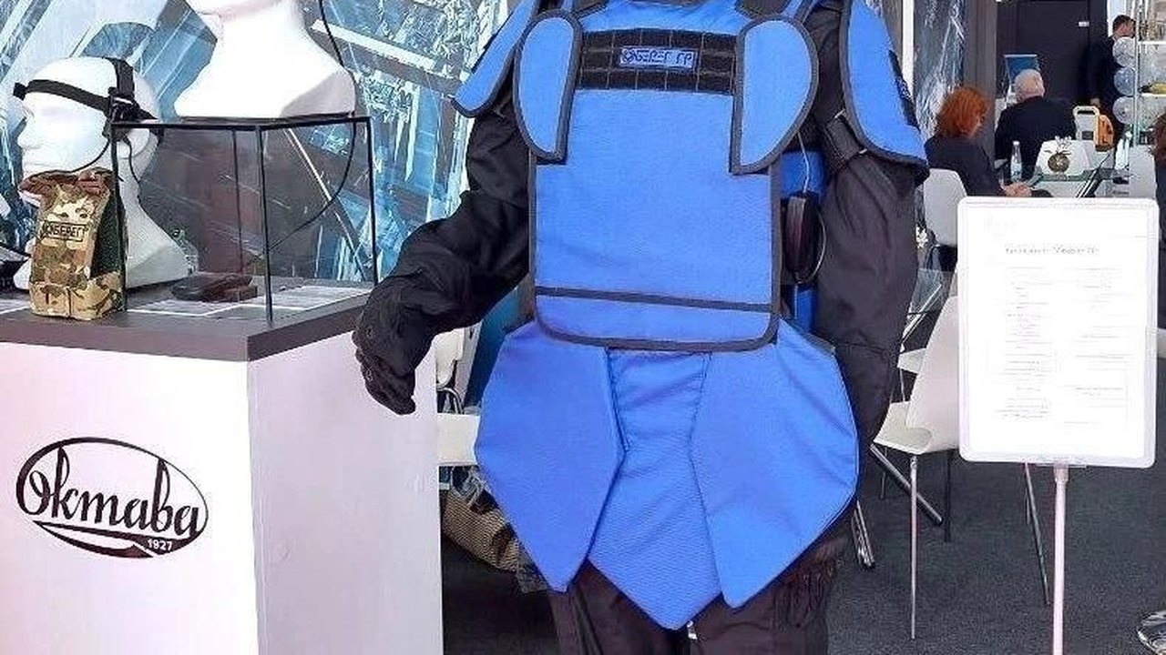 Rússia desenvolve colete à prova de balas com sistema automático para estancar hemorragias