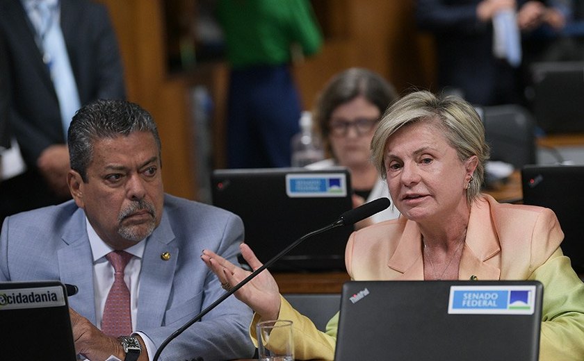 Comissão aprova aumento de pena para crimes contra profissionais de saúde