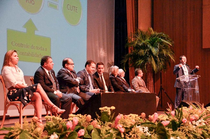 Governo lança Sistema Integrado de Administração Financeira e Contábil