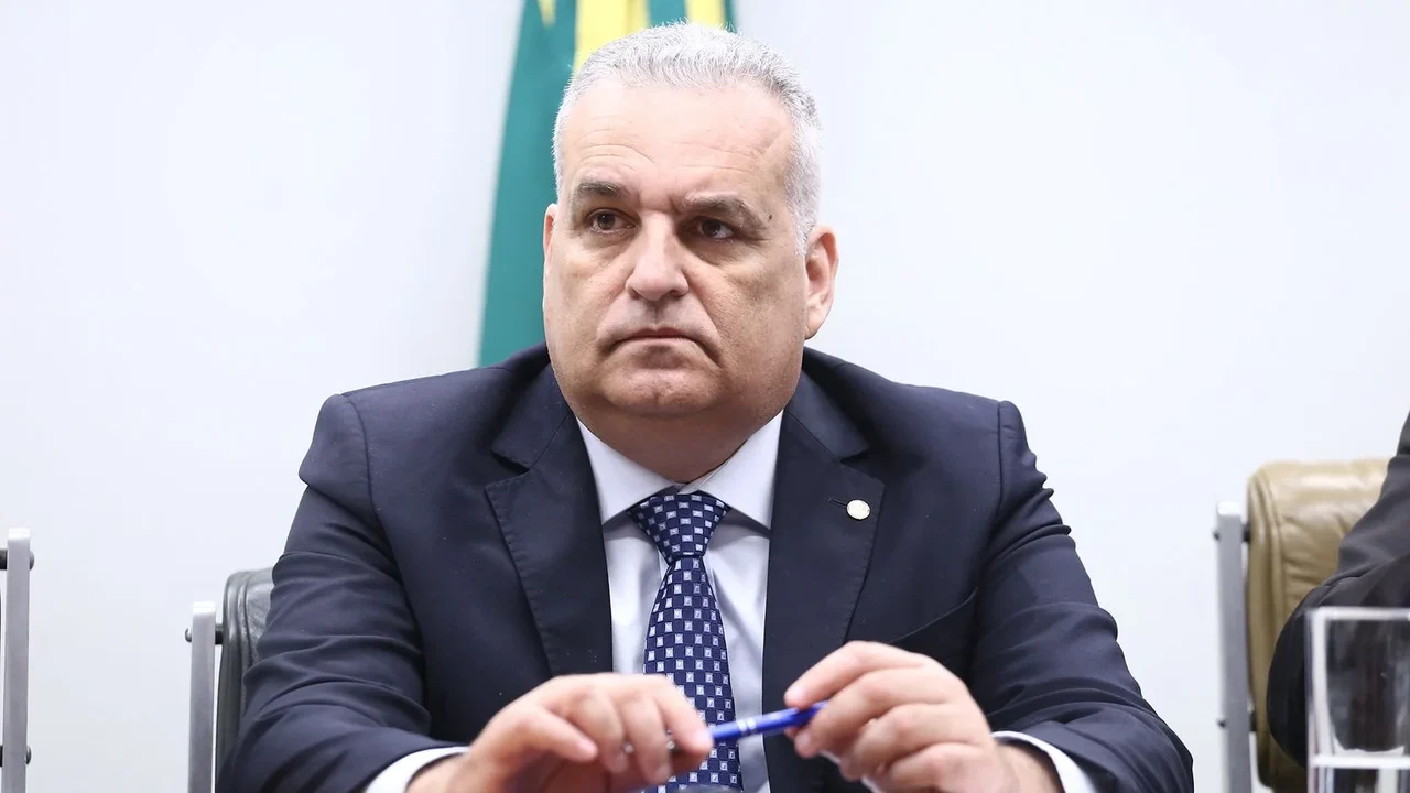 Alfredo Gaspar: “A verdade está aparecendo” após operação da PF que mira líder do PT no Senado envolvido com o caso Master