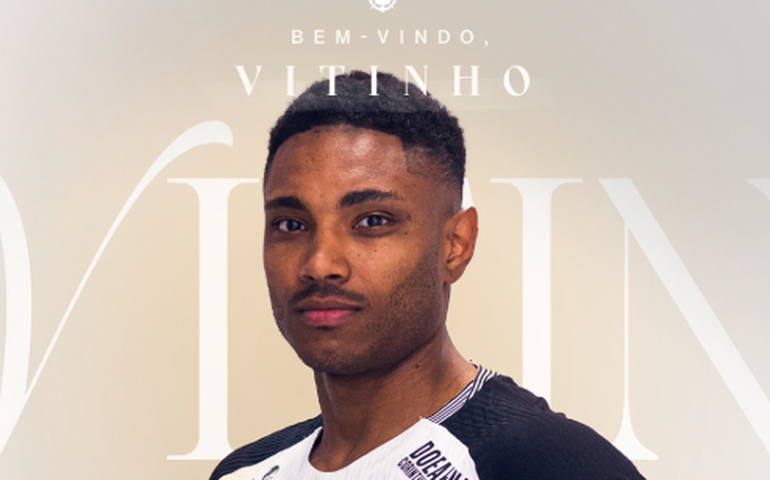 Vitinho é oficializado no Corinthians e assina até dezembro de 2026: 'Expectativa imensa'