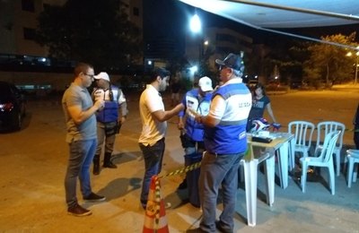 Lei Seca prende, apreende e flagra inabilitados em Maceió