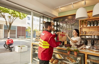iFood anuncia 1.100 contratações e R$ 17 bilhões em investimentos diretos no país até março de 2026
