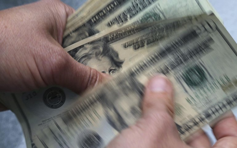 África e mundo árabe recebem migalhas enquanto Ucrânia é favorecida, acusa analista