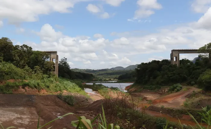 Barragem de brumadinho