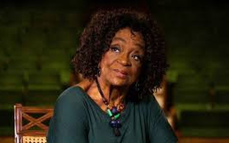 Filhos de Léa Garcia divulgam missa em memória da atriz, um ano após sua morte: 'Singela e amorosa homenagem' 