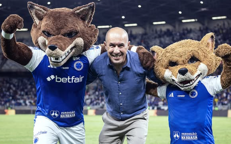 Cruzeiro cresce com Jardim em meio a saídas de Mattos e Dudu e mira liderança após 11 anos