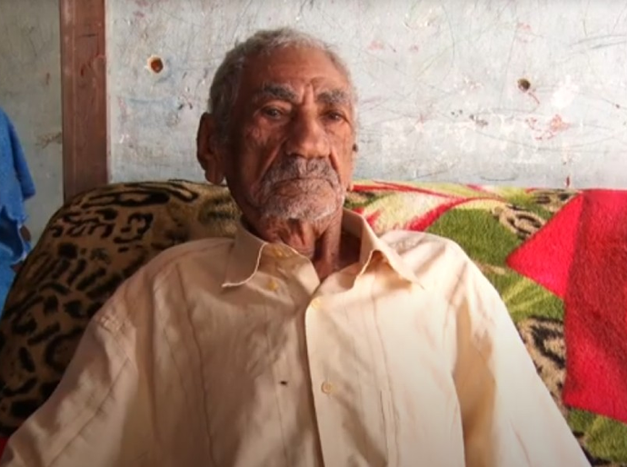 Justiça coleta DNA de idoso de 100 anos para confirmar paternidade em Piaçabuçu