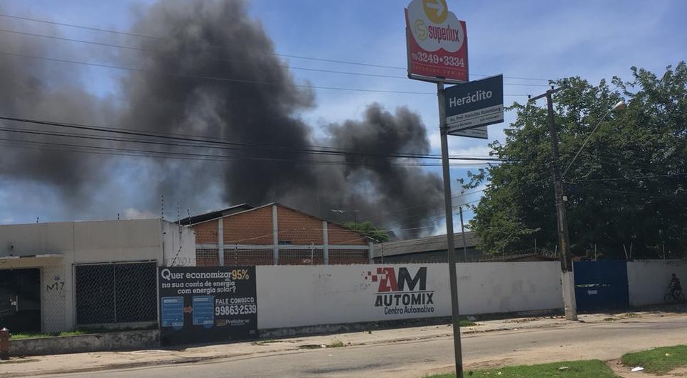 incêndio avenida Heraclito rollemberg