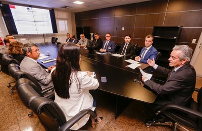 Presidente reúne Comissão de Orçamento e discute proposta para 2026