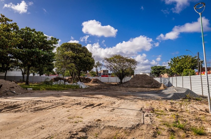 Obras de revitalização da Praça da Faculdade são iniciadas no Prado