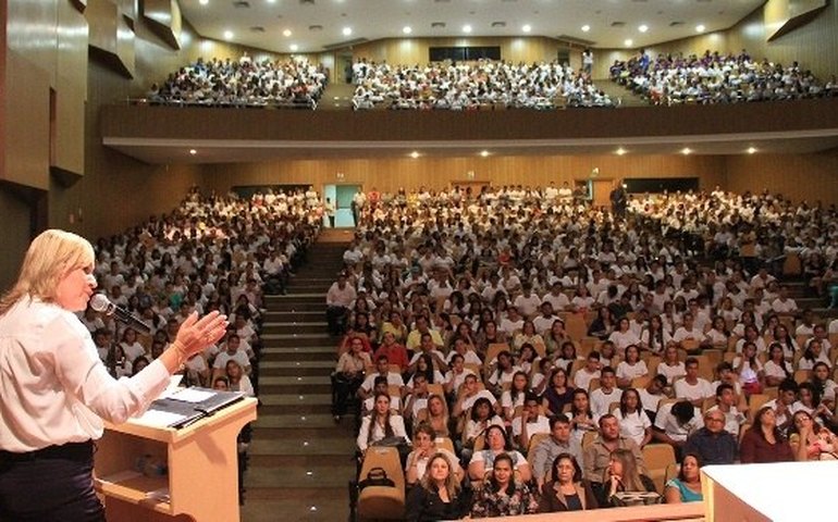 Educação oferta mais de 7 mil vagas em cursos profissionalizantes