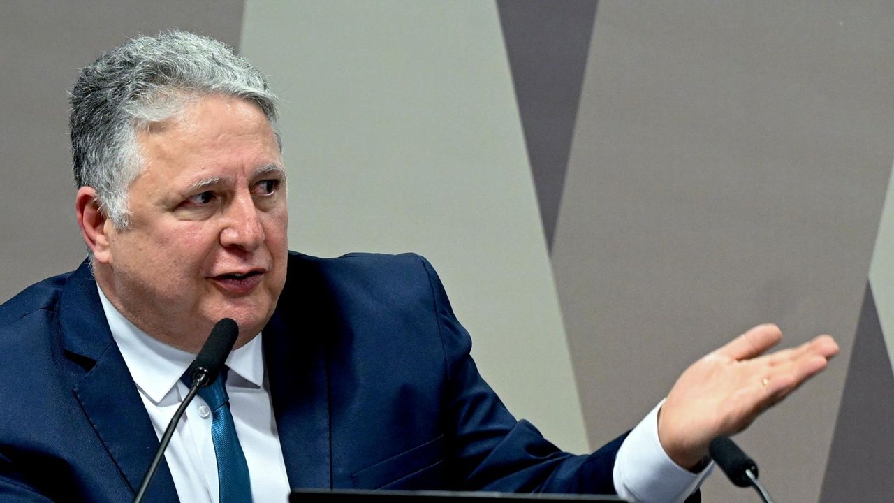 Garotinho abre mão de recurso, e Douglas Ruas pode vencer eleições para governador do RJ no 1º turno