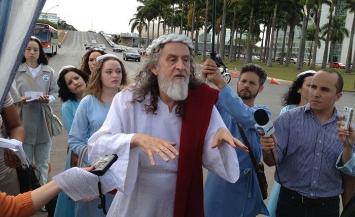 Inri Cristo vai ao Supremo para 'higienizar' tribunal Inri Cristo vai ao Supremo para 'higienizar' tribunal