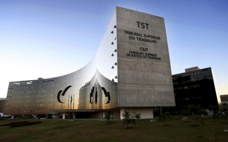 Juízes do Trabalho lembram que respeito entre poderes é dever &#8216;inquestionável&#8217;