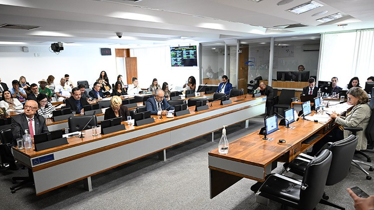 CAS aprova 'Março Borgonha' para conscientizar sobre mieloma múltiplo