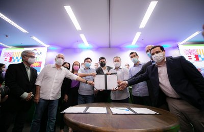 Contratos de concessão garantem mais de R$ 1 bi a 61 municípios alagoanos 