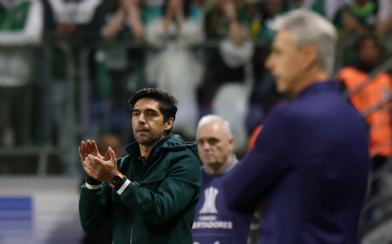 Choro e alívio: Abel Ferreira revela montanha-russa de emoções em 'noite mágica' com Palmeiras