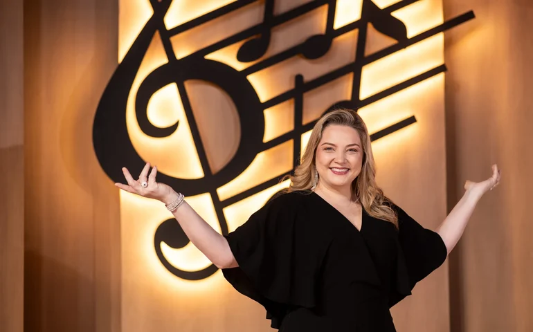 Ruama Feitosa, Micarla e Jessika Oliveira são atrações do Aparecida Sertaneja