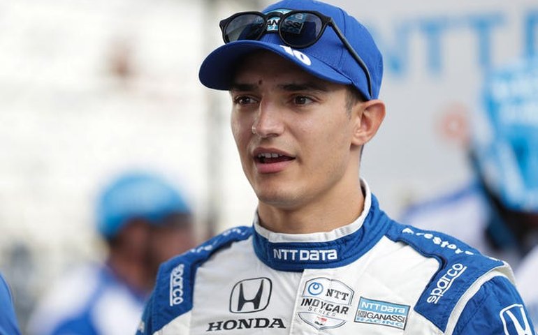 Álex Palou vence ‘corrida maluca’ em Portland e assume a liderança da Indy