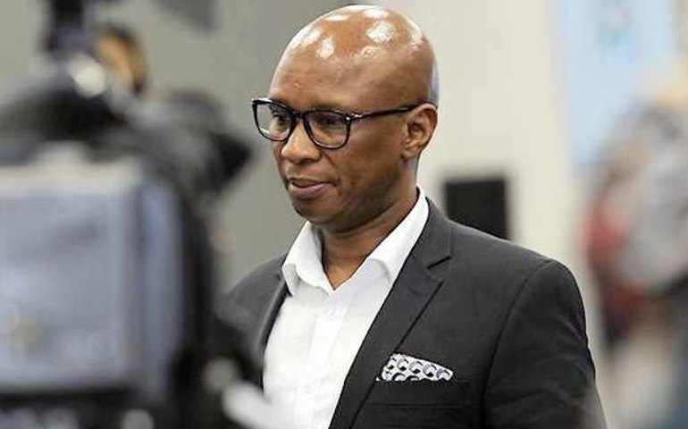 Na África do Sul, ministro é preso por corrupção em meio a negociações para formação de governo