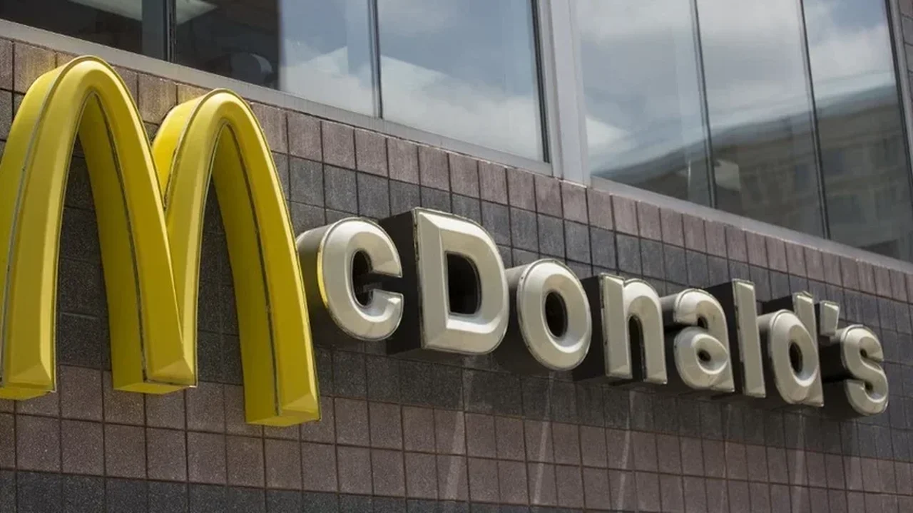 McDonald's reduzirá preços de combos nos EUA após convencer franqueados