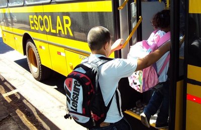 Cerca de 400 Municípios estão com repasses de programas da educação suspensos